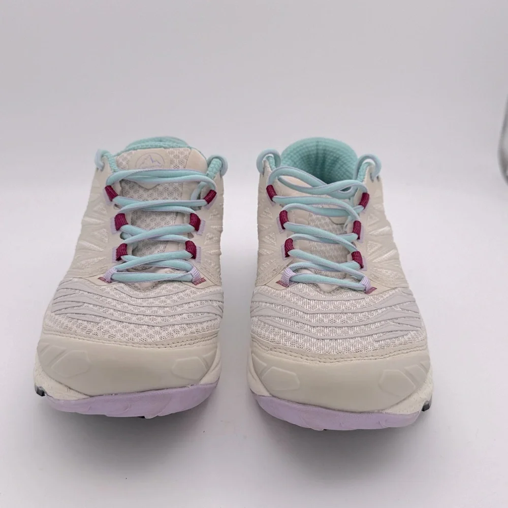 La Sportiva  women’s Akashi ll running trail shoes lace up sneakers ivory blue 7
